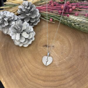 İçi açılır kalp kolye