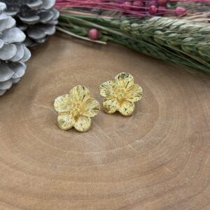 Gold çiçekli küpe