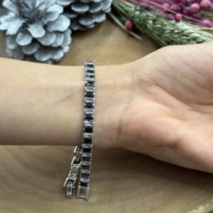 Su yolu siyah-Beyaz bileklik