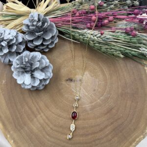 Gold kırmızı taşlı Y kolye